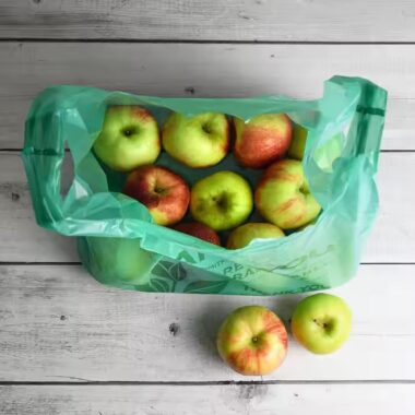 Eco-friendly biodegradable t-shirt plastic bags for grocery and retail use