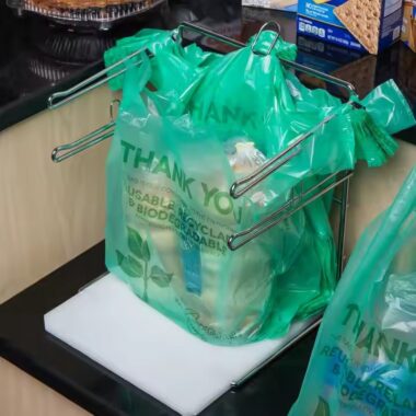 Biodegradable plastic shopping bag for vegetables and supermarkets