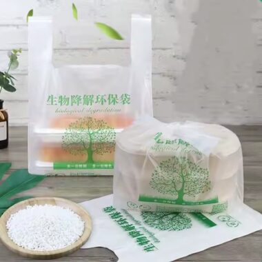 Eco-friendly biodegradable plastic bags with custom printed logos for retail and packaging