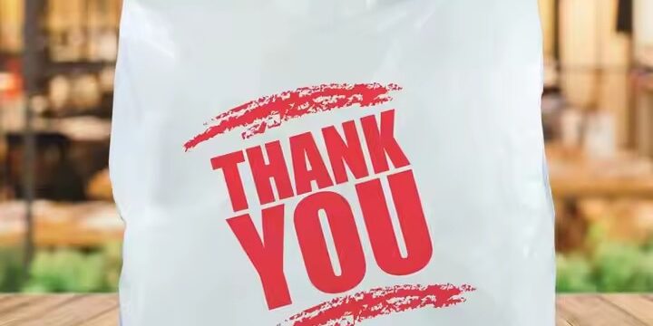 Custom biodegradable plastic shopping bags made from 100% compostable material