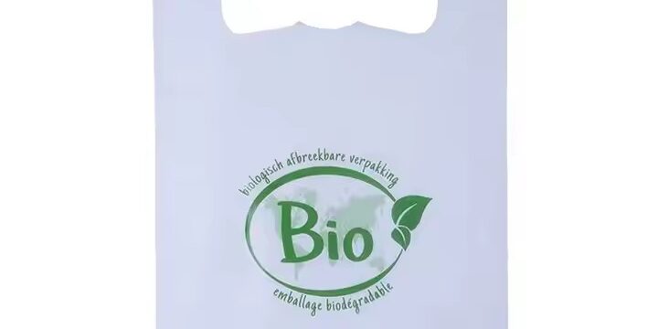 Reusable biodegradable plastic bag made from eco-friendly materials