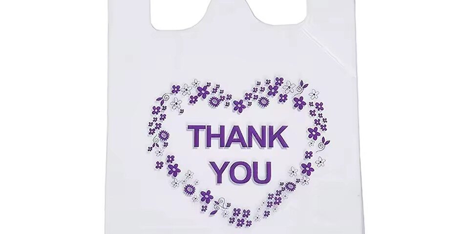 Reusable biodegradable plastic bag made from eco-friendly materials