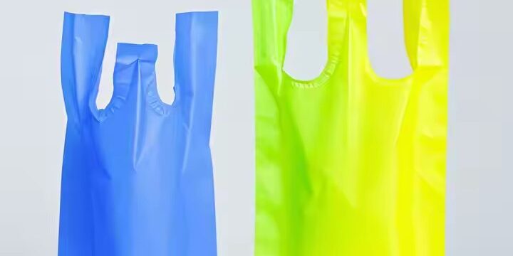 High-quality biodegradable plastic bag for retail and grocery use